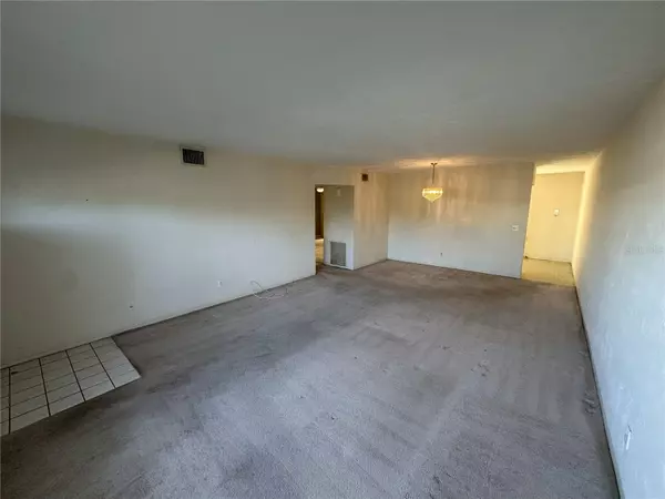 Clearwater, FL 33763,2451 CANADIAN WAY #23