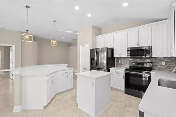 Wesley Chapel, FL 33544,27422 EDENFIELD DR