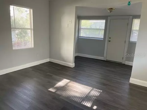 St Petersburg, FL 33712,2438 9TH AVE S