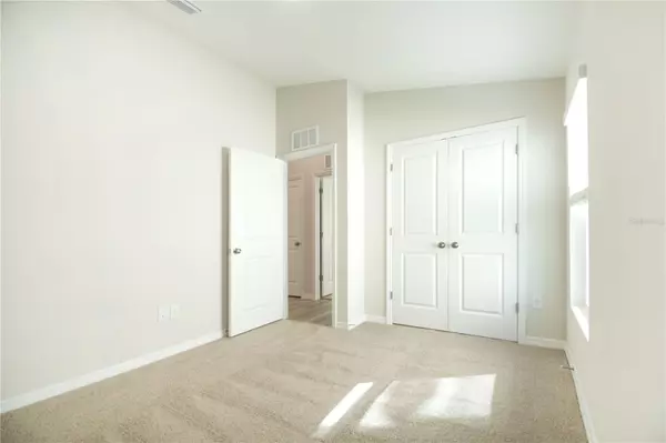 Zephyrhills, FL 33541,37056 SAGEMOOR DR