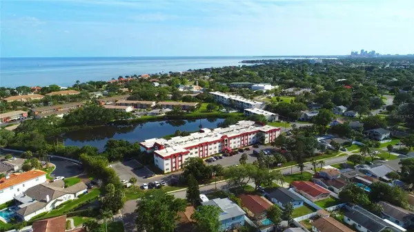 St Petersburg, FL 33703,1860 MASSACHUSETTS AVE NE #224