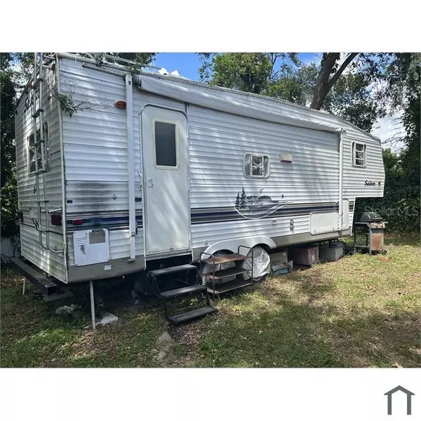 3004 E YUKON ST #B, Tampa, FL 33604