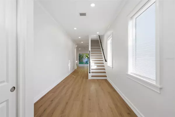 St Petersburg, FL 33709,3809 71ST ST N