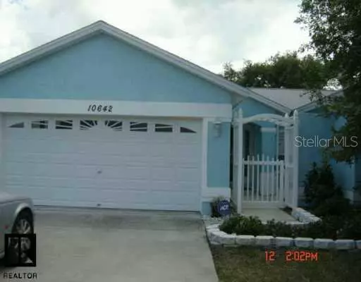 10642 Lake Vista DR, Seminole, FL 33772