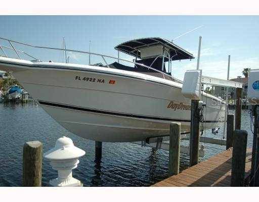 5727 Biscayne CT #306, New Port Richey, FL 34652