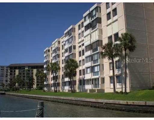 644 Island WAY #702, Clearwater Beach, FL 33767