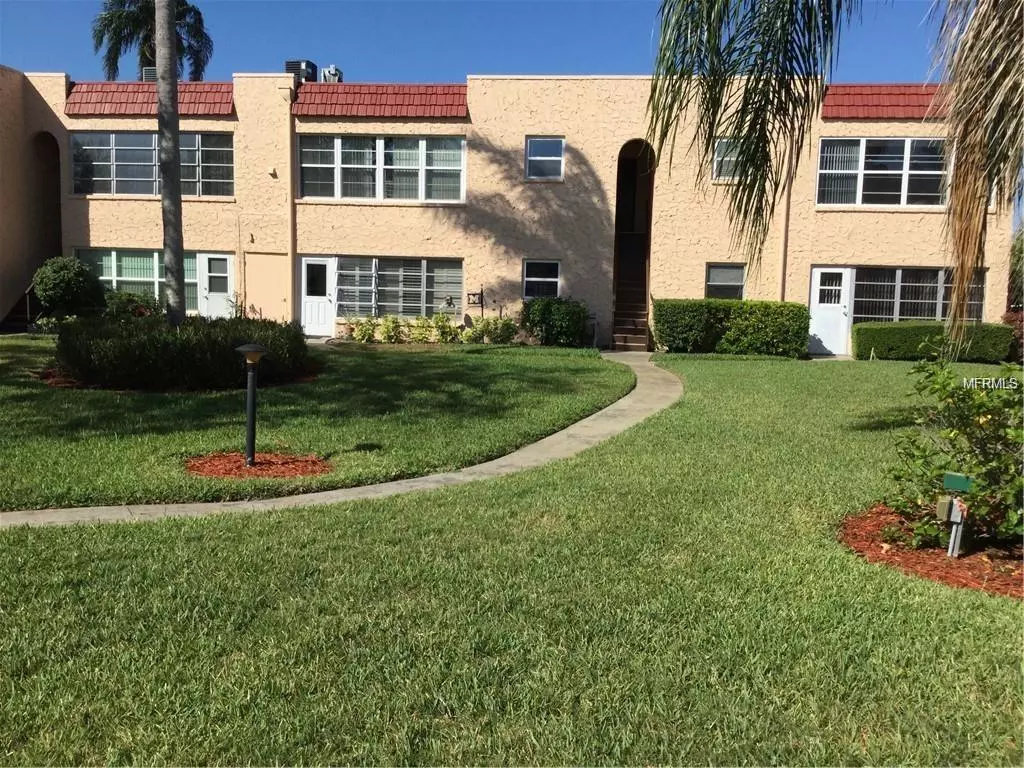 Seminole, FL 33777,214 CEDARWOOD CIR #214