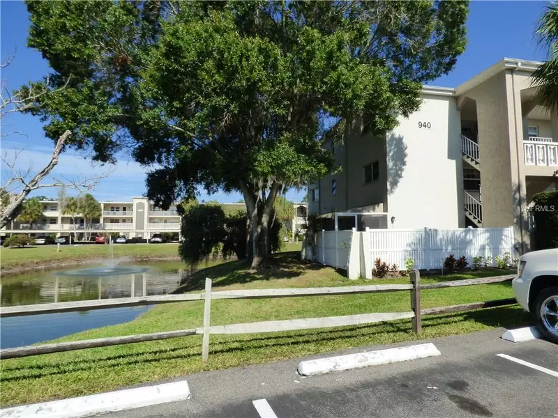 940 VIRGINIA ST #205, Dunedin, FL 34698