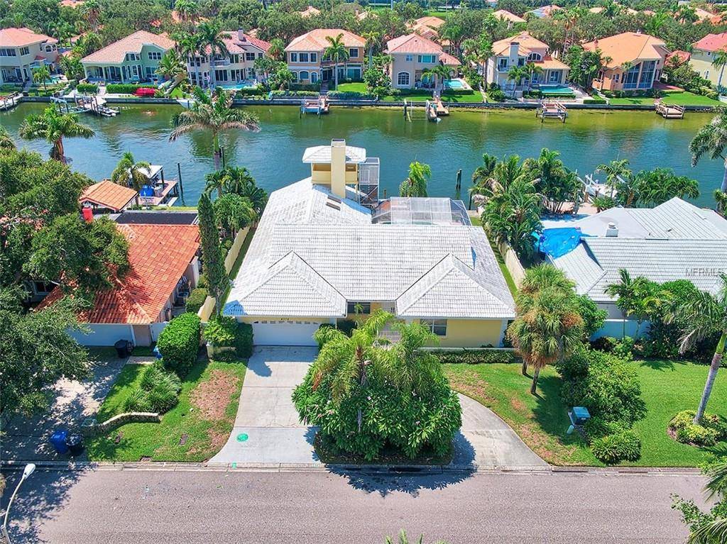 4372 48TH AVE S, St Petersburg, FL 33711