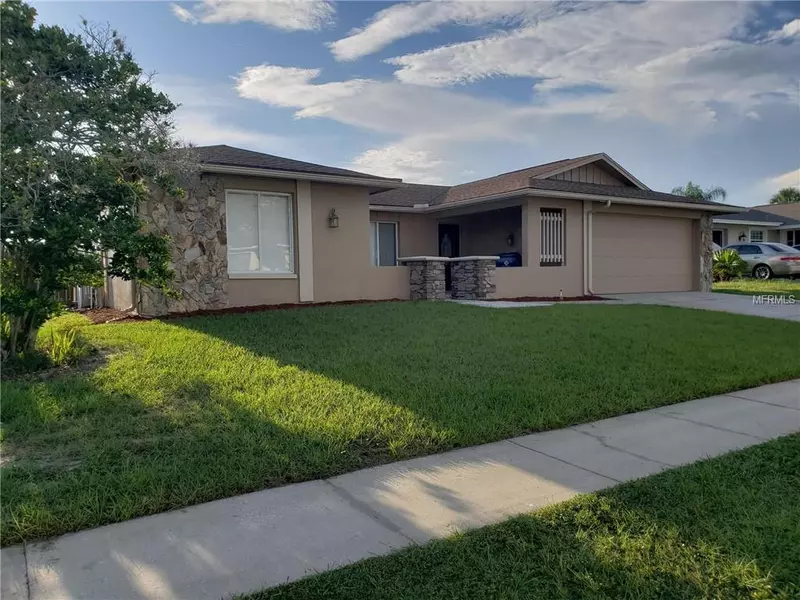 8021 IDLE BRIAR LN, Port Richey, FL 34668