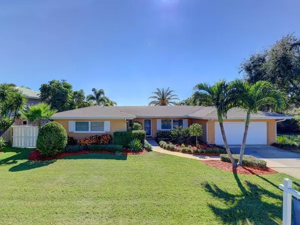611 BARRY PL, Indian Rocks Beach, FL 33785
