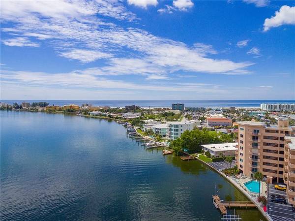 285 107TH AVE #203, Treasure Island, FL 33706