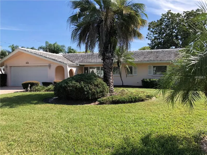 295 OVERBROOK DR E, Largo, FL 33770