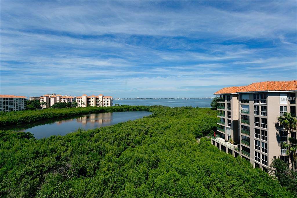 4750 DOLPHIN CAY LN S #208, St Petersburg, FL 33711