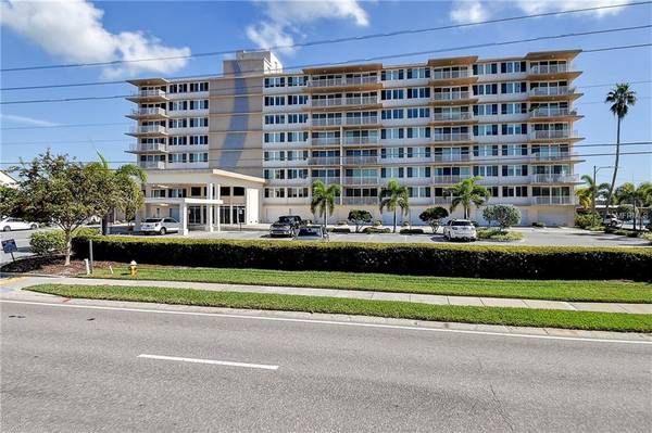 223 ISLAND WAY #3B, Clearwater Beach, FL 33767