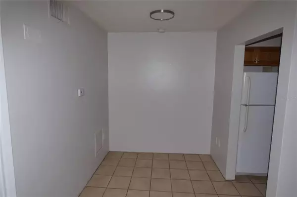 St Petersburg, FL 33710,800 TYRONE BLVD N #E-1