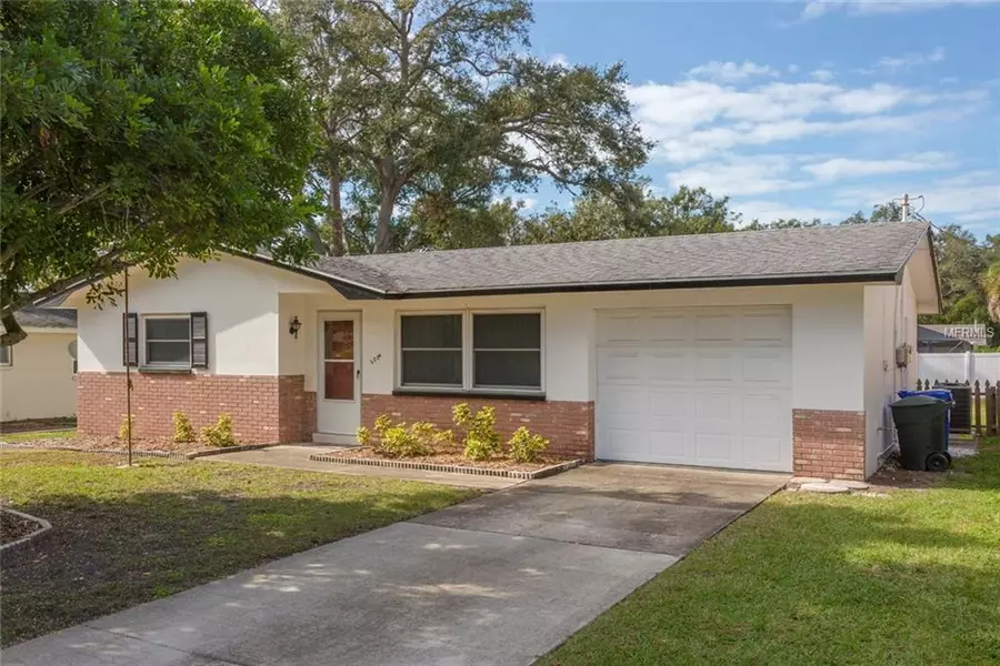 2004 YALE AVE, Dunedin, FL 34698