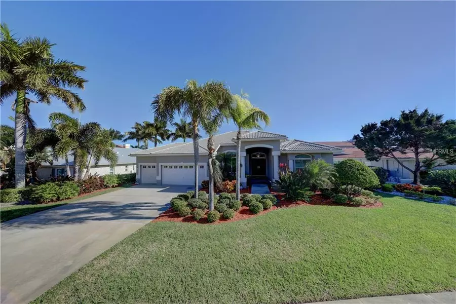 619 ISLAND WAY, Clearwater Beach, FL 33767