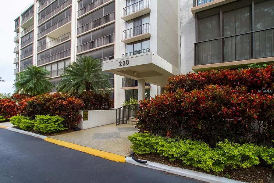 220 BELLEVIEW BLVD #303, Belleair, FL 33756