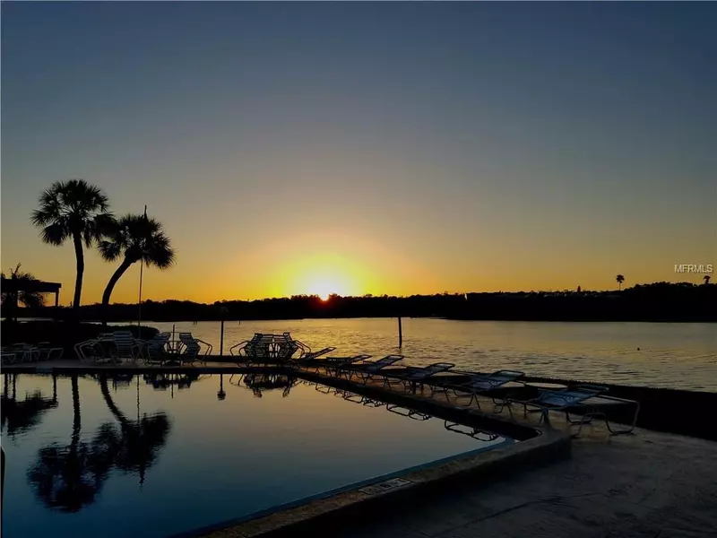 1 WINDRUSH BLVD #70, Indian Rocks Beach, FL 33785