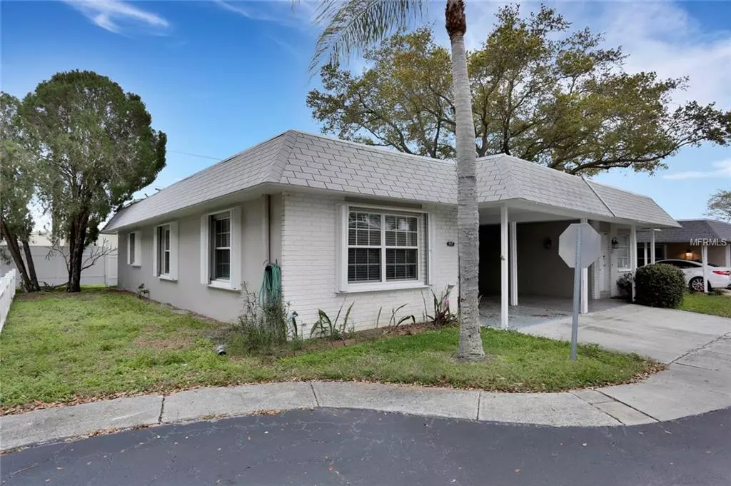 Dunedin, FL 34698,917 SKYLOCH DR S