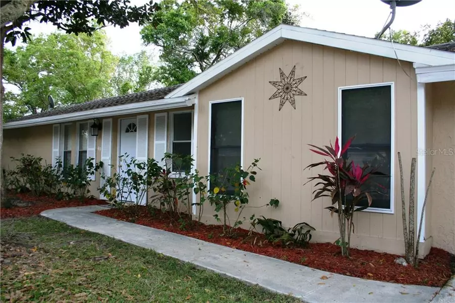 49 VALENCIA CIR, Safety Harbor, FL 34695