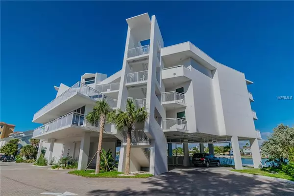 10091 GULF BLVD #202E, Treasure Island, FL 33706