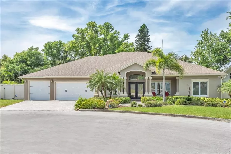 3098 DEL RIO DR, Belleair Bluffs, FL 33770