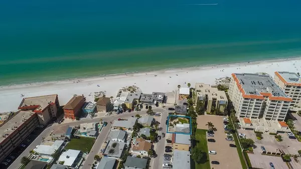 Redington Shores, FL 33708,117 177TH AVE W