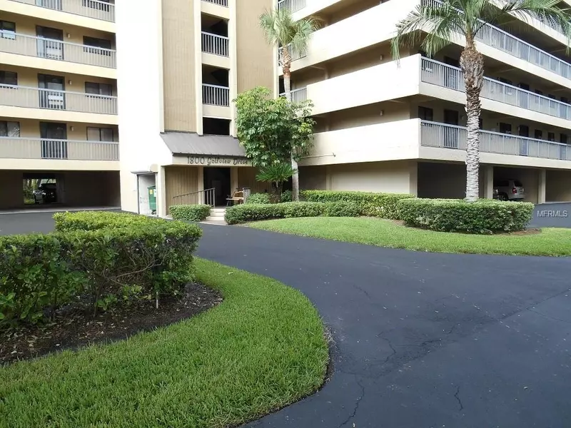 1811 GOLFVIEW DR #1811, Tarpon Springs, FL 34689