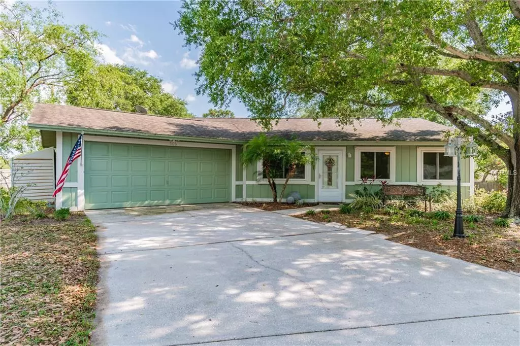 Tarpon Springs, FL 34689,506 SUMMERWOOD CT