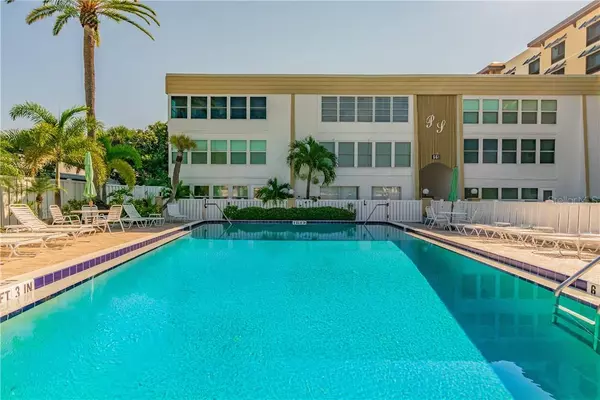 Clearwater Beach, FL 33767,661 POINSETTIA AVE #304