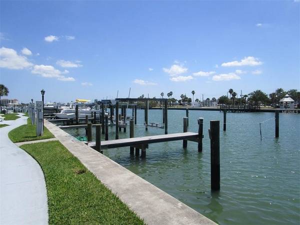 329 MEDALLION BLVD #C, Madeira Beach, FL 33708