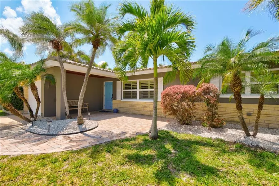 112 14TH ST, Belleair Beach, FL 33786