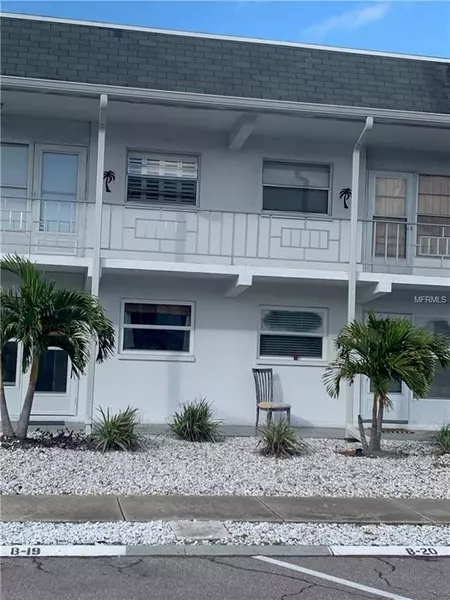 1221 DREW #B 20, Clearwater, FL 33755