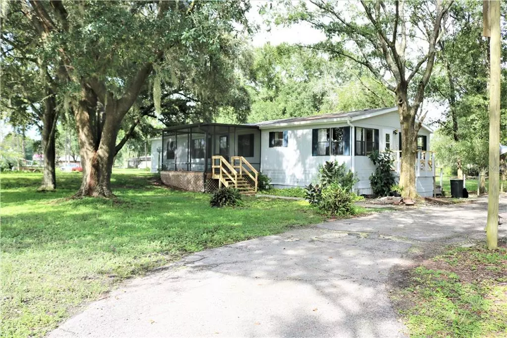 Lutz, FL 33558,1802 HENLEY RD