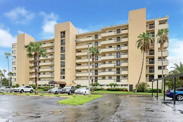 Madeira Beach, FL 33708,401 150TH AVE #231