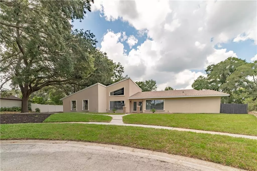 Tampa, FL 33618,3937 ZURICH CT