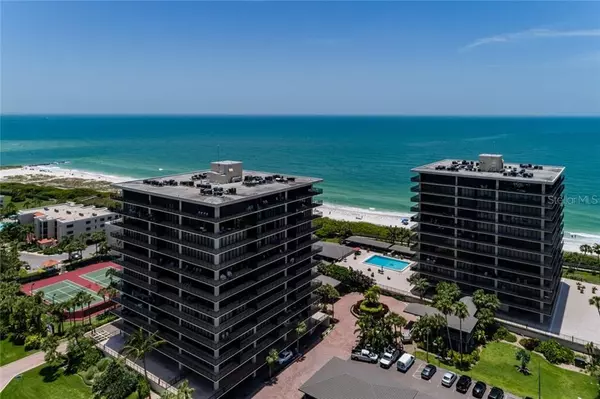 7600 BAYSHORE DR #1001, Treasure Island, FL 33706