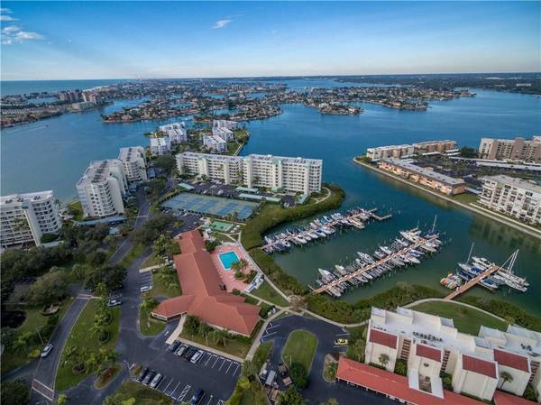 7932 SAILBOAT KEY BLVD S #303, South Pasadena, FL 33707