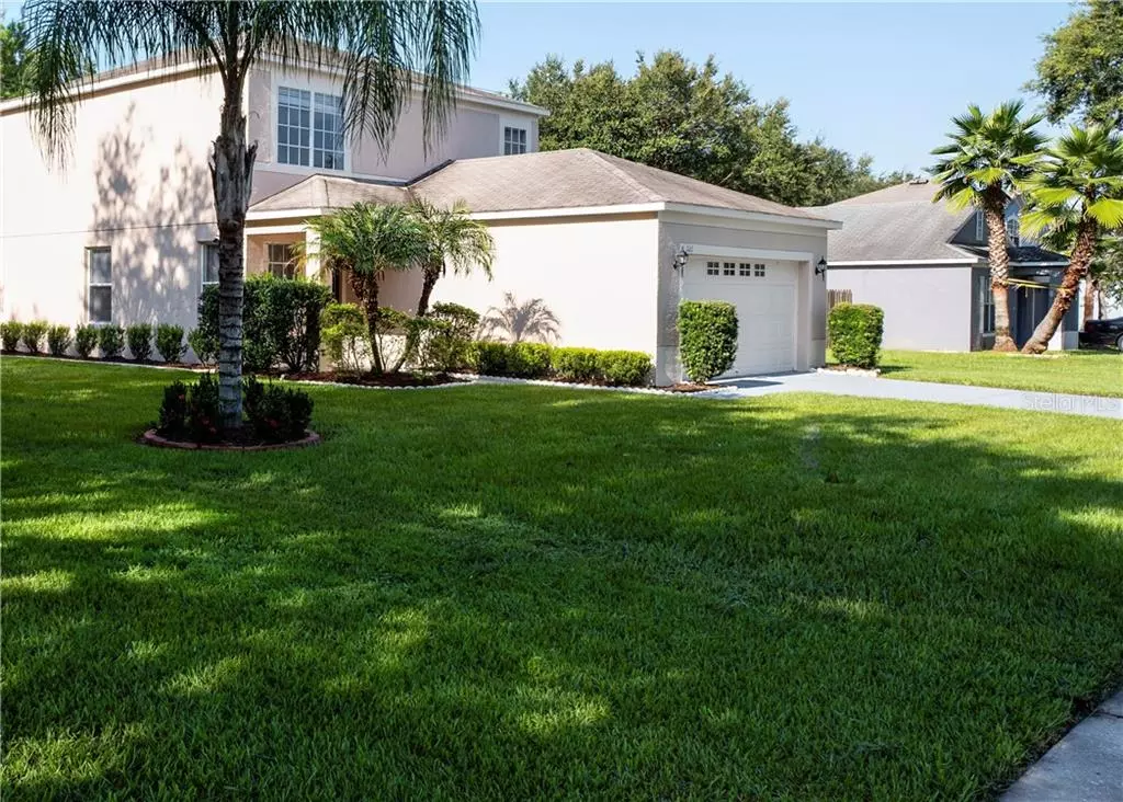 Seffner, FL 33584,1121 LAKE SHORE RANCH DR