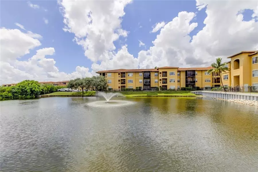 4323 BAYSIDE VILLAGE DR #222, Tampa, FL 33615