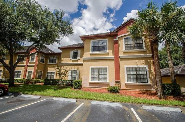 2199 CHIANTI PL #924, Palm Harbor, FL 34683