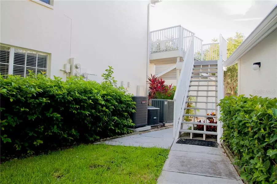 14880 SHIPWATCH TRCE #1911, Largo, FL 33774