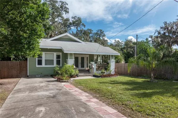 526 WOODLAWN ST, Clearwater, FL 33756