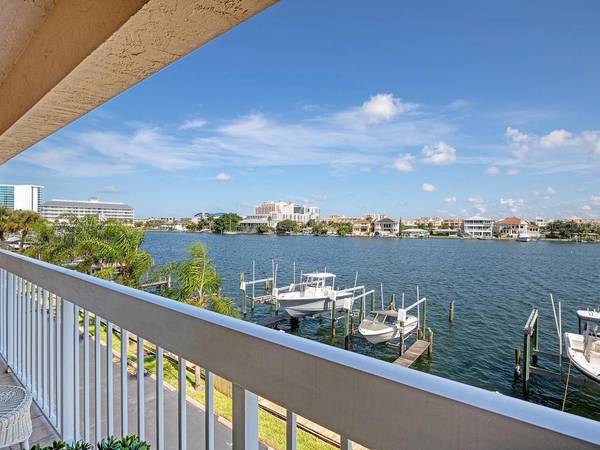 640 BAYWAY BLVD #205, Clearwater Beach, FL 33767