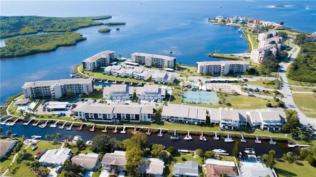 Port Richey, FL 34668,8248 AQUILA ST