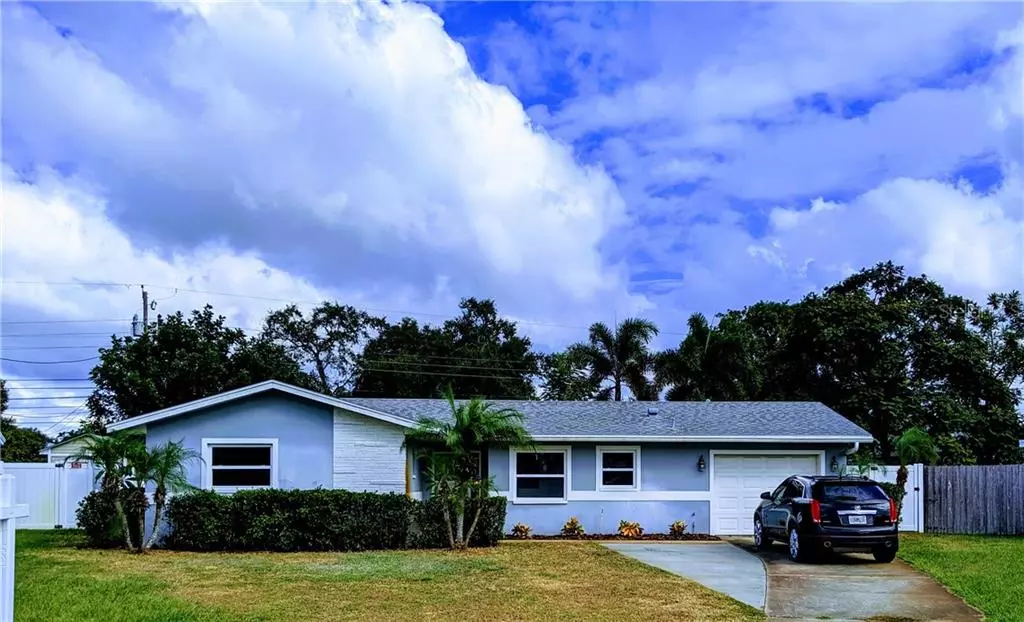 Largo, FL 33774,10297 HETRICK CIR E