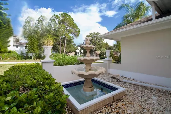 Dunedin, FL 34698,2690 CRYSTAL CIR