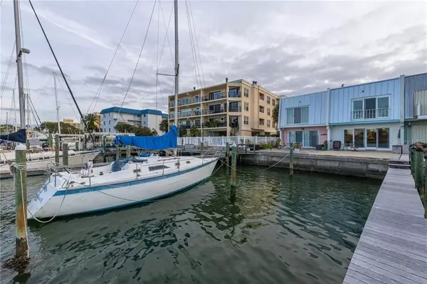 716 BAYWAY BLVD #5, Clearwater Beach, FL 33767